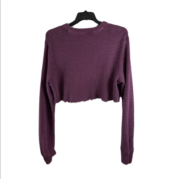 H&M L.O.G.G Crew neck crop top long sleeve sweater - Picture 2 of 3